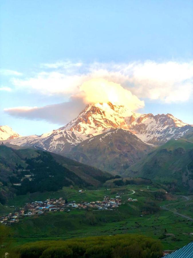 Гостевой дом Элли Казбеги Экстерьер фото